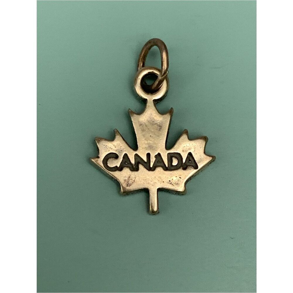 .925 Canada Sterling Silver Jewelry Charm #travel